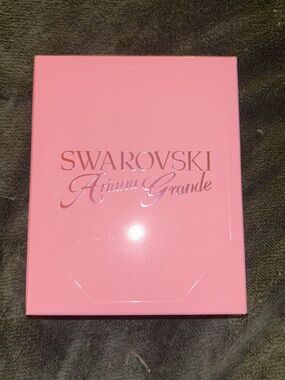 Swarovski & Ariana Grande collab.